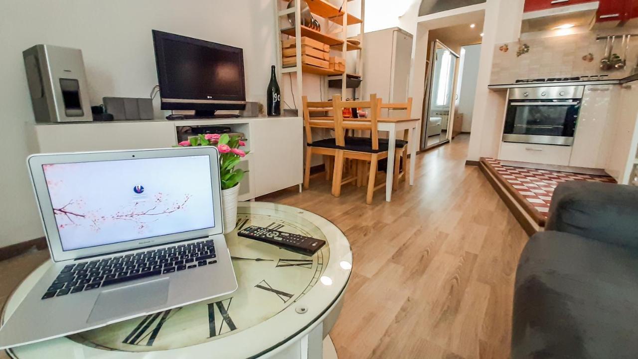 Altido Lovely 1-Br Flat With Easy Access To Centre Milão Exterior foto