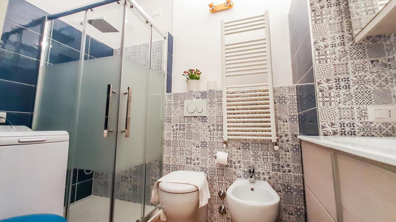 Altido Lovely 1-Br Flat With Easy Access To Centre Milão Exterior foto