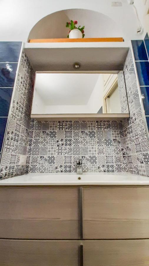 Altido Lovely 1-Br Flat With Easy Access To Centre Milão Exterior foto